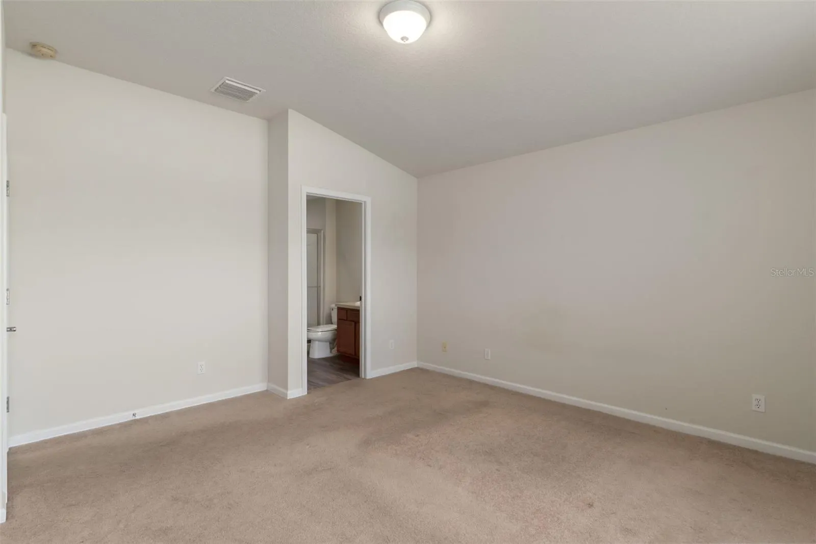14861 WAKE ROBIN DR