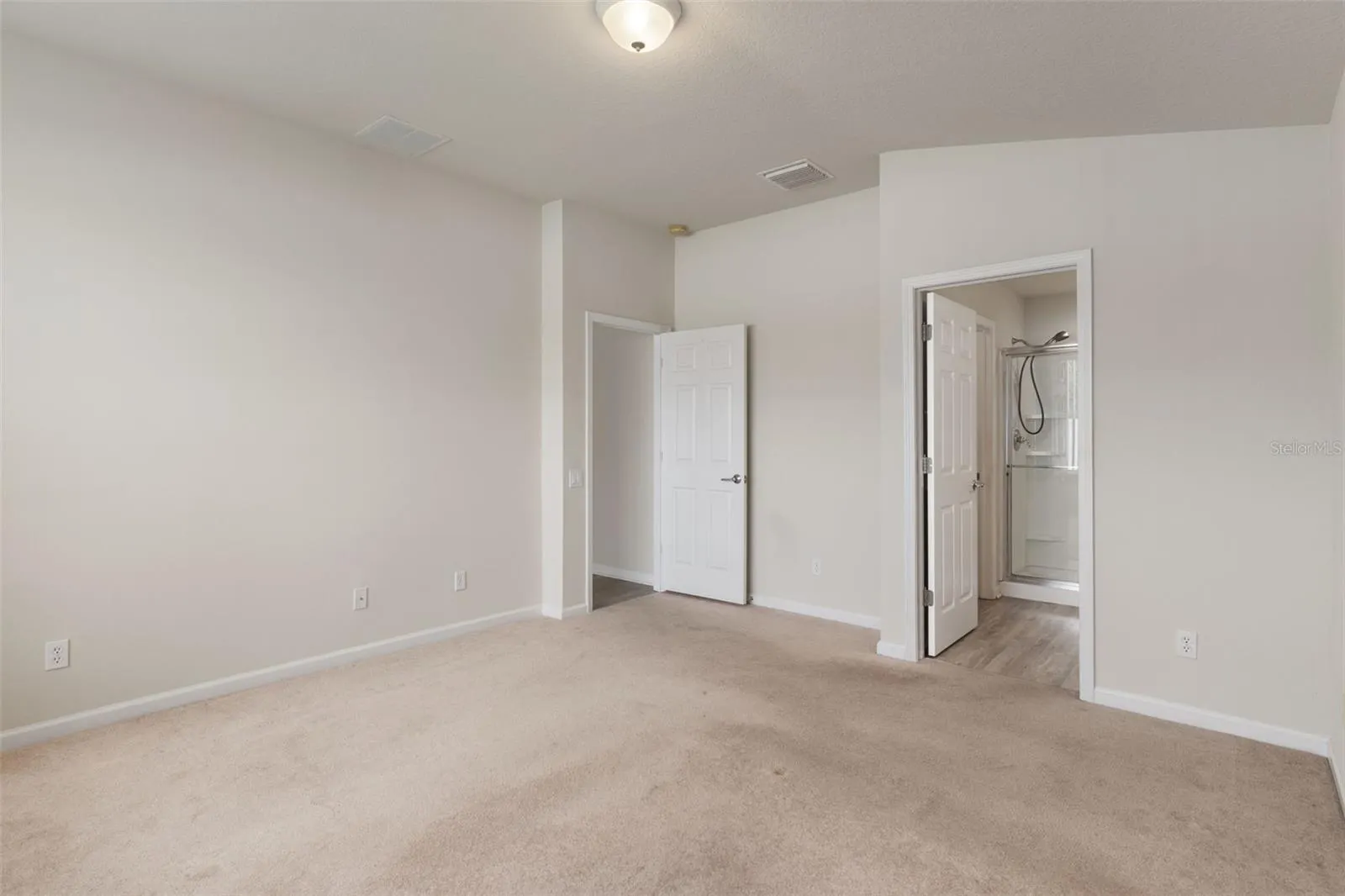 14861 WAKE ROBIN DR