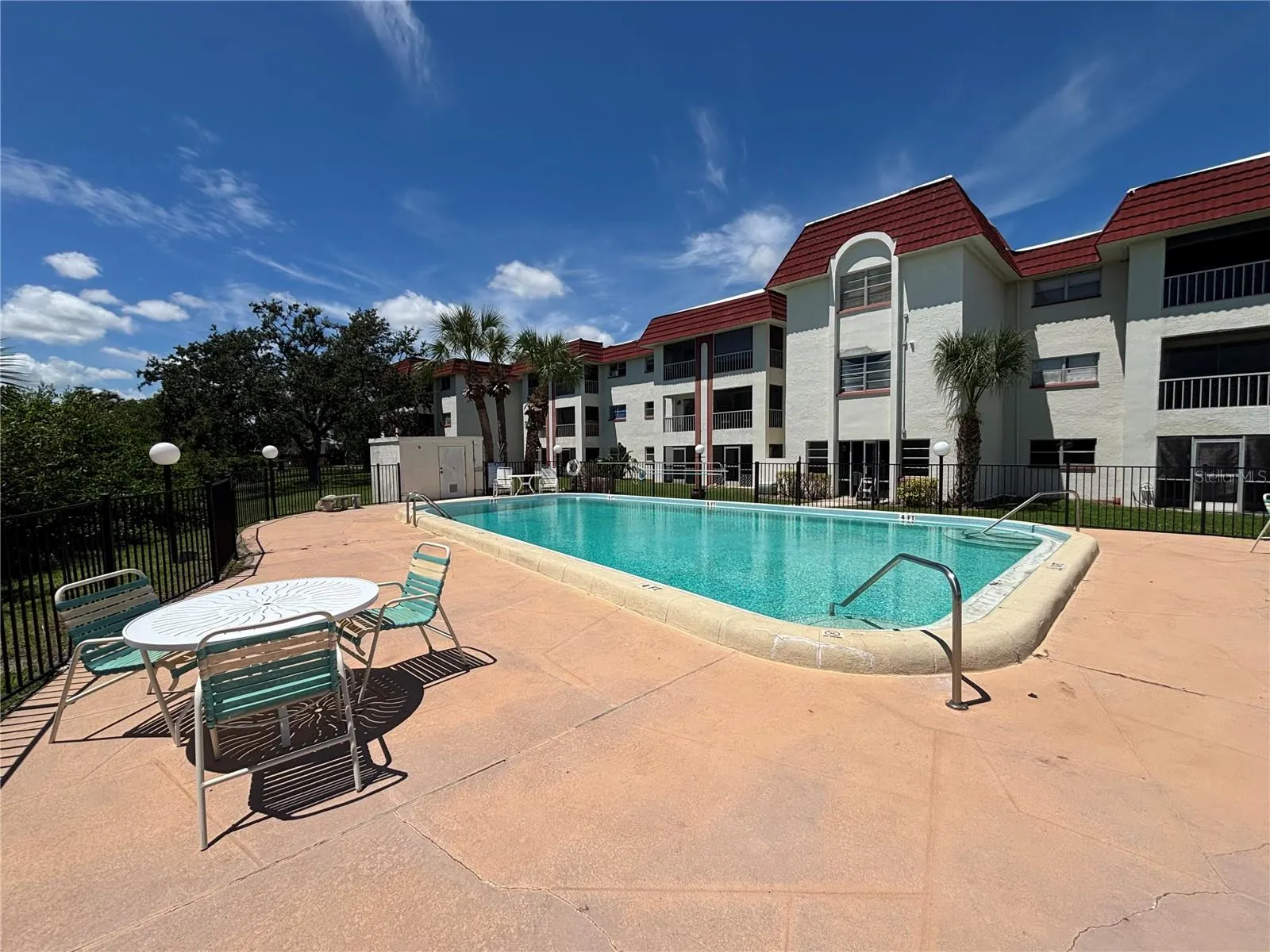 1860 MASSACHUSETTS AVE NE #102, #102