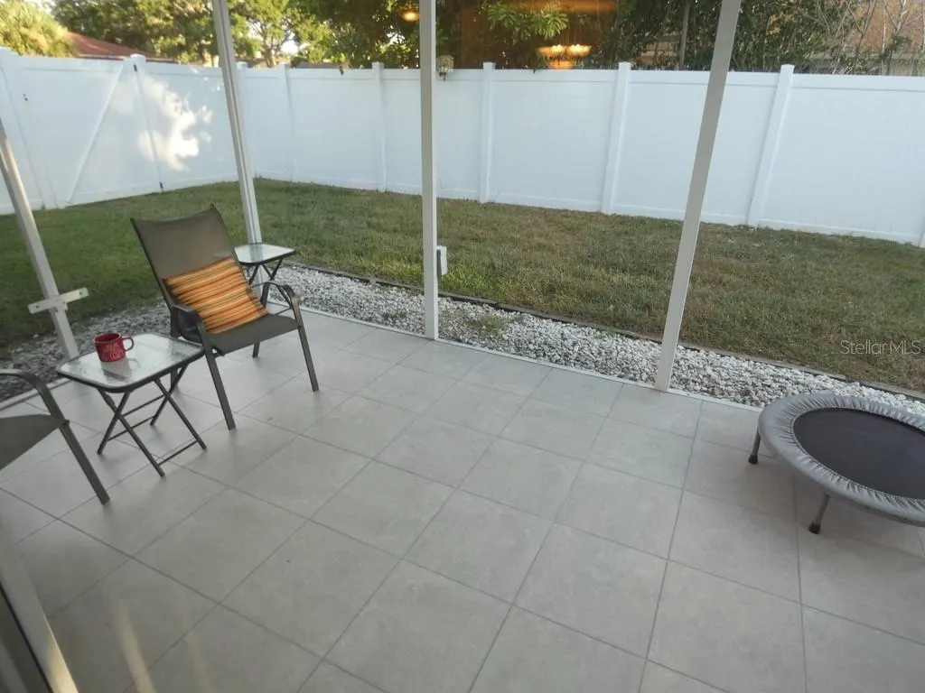 2755 MERLIN WAY