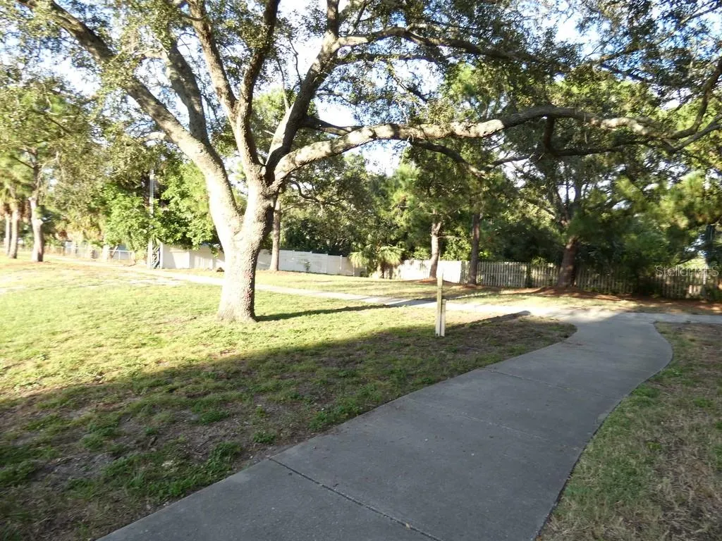 2755 MERLIN WAY
