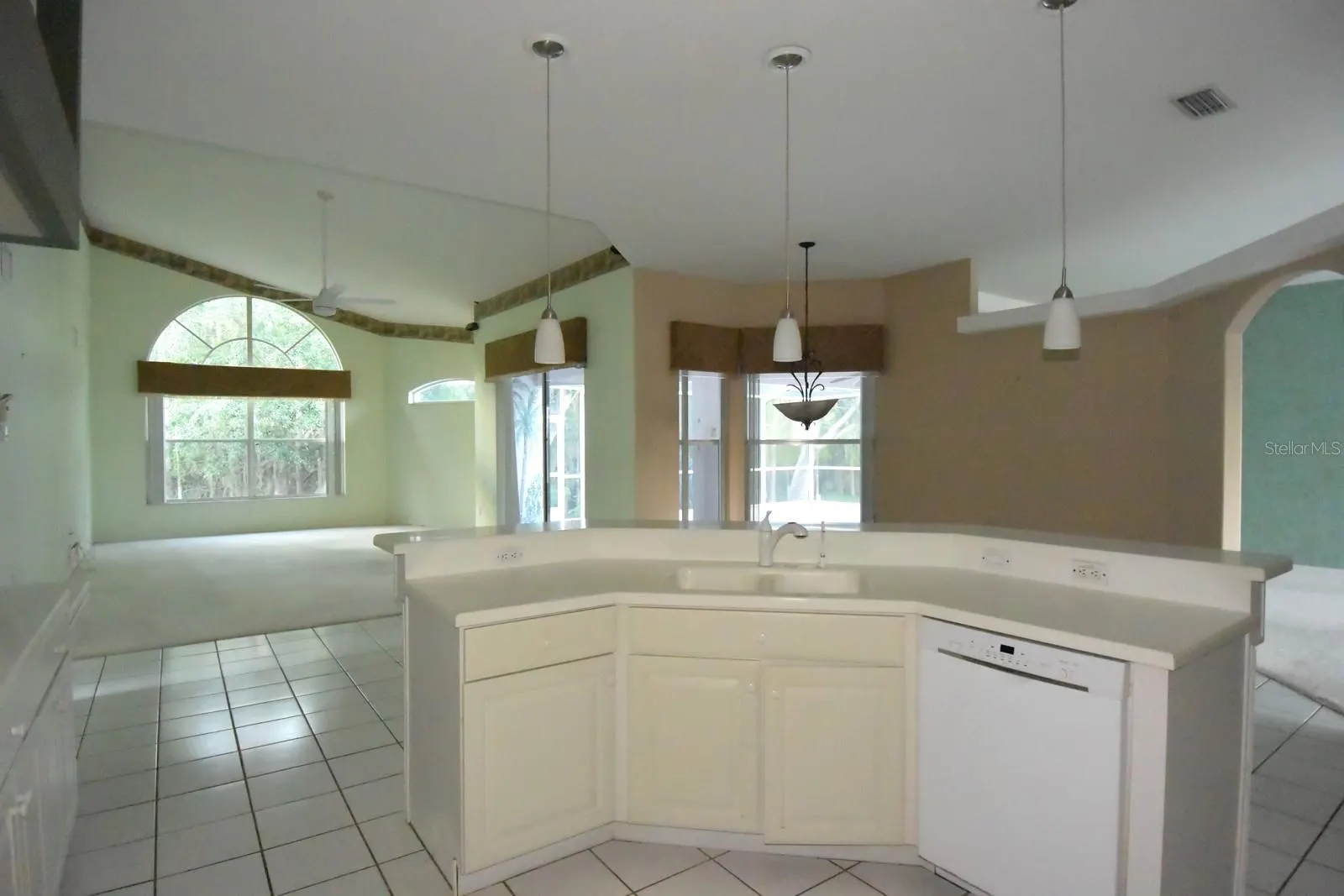 11247 WEDGEMERE DR