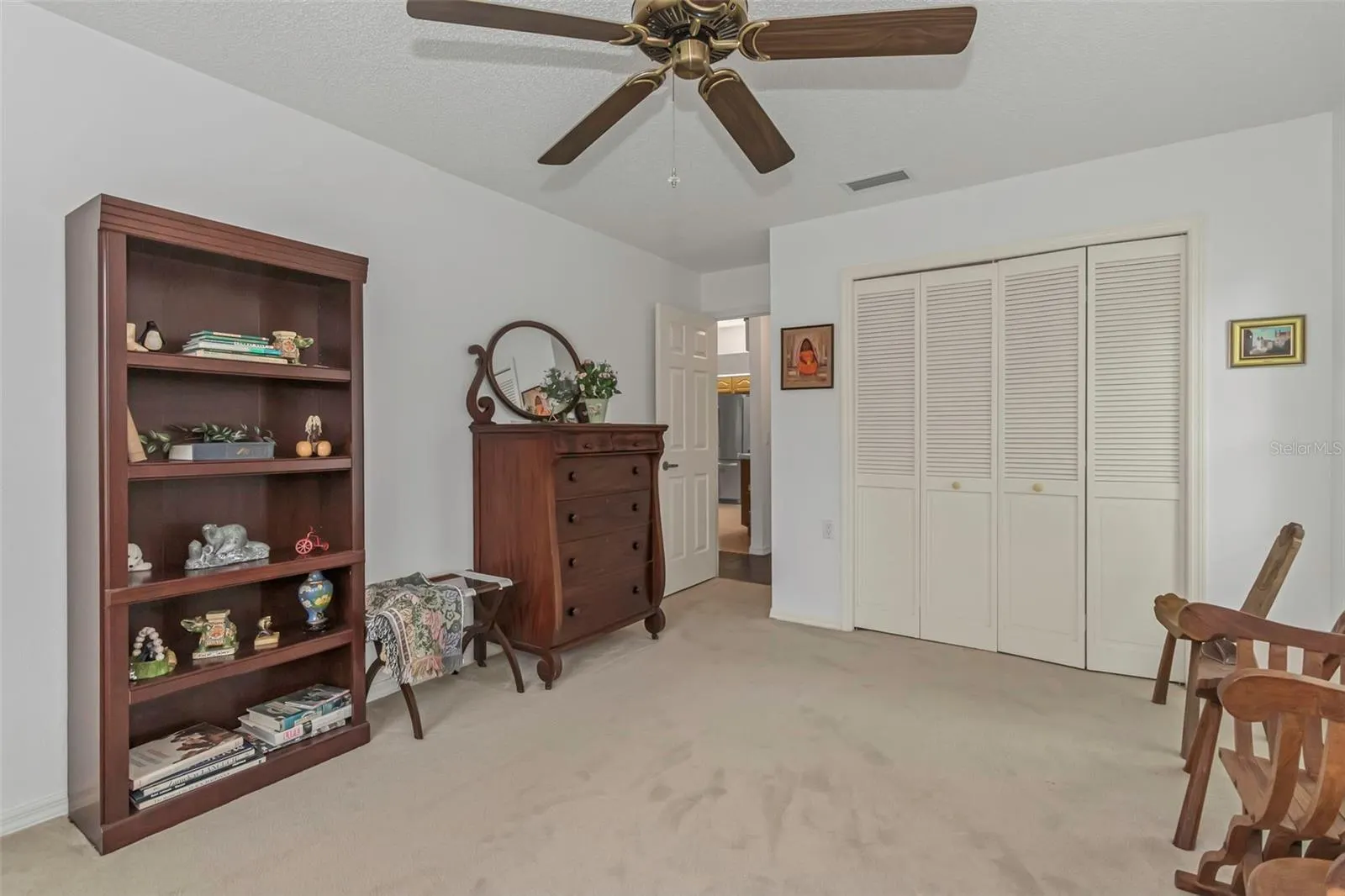 9807 OAKWOOD HILLS CT