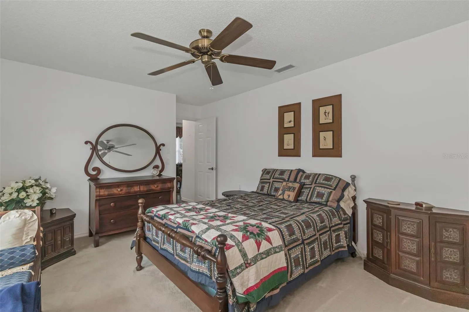 9807 OAKWOOD HILLS CT