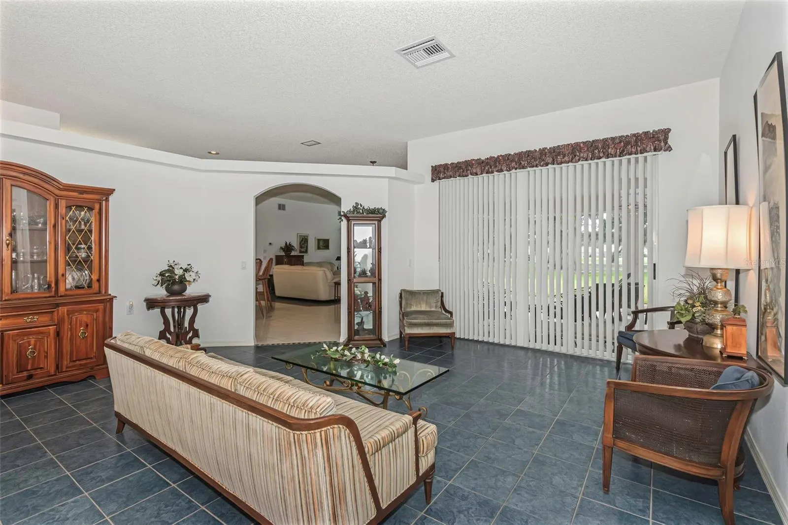 9807 OAKWOOD HILLS CT