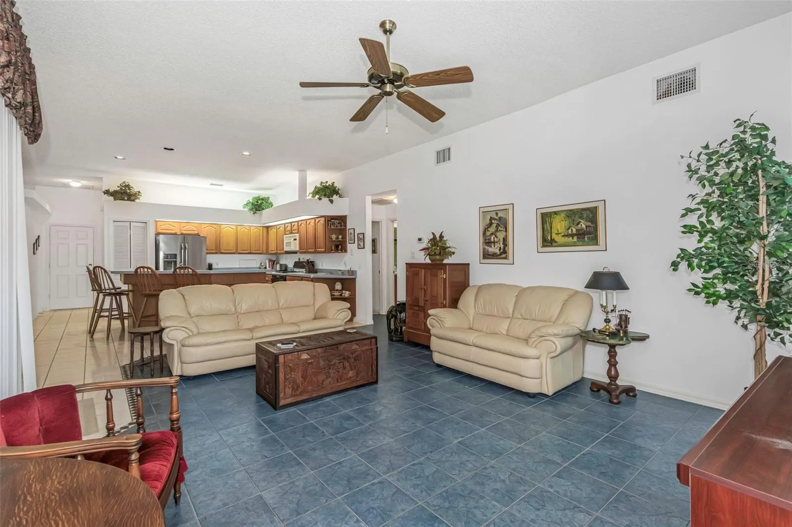 9807 OAKWOOD HILLS CT