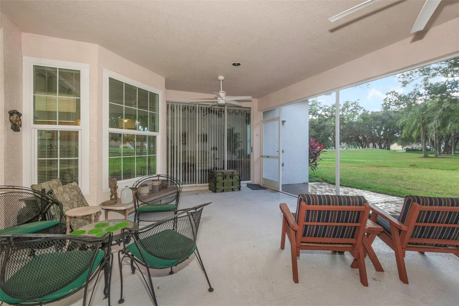 9807 OAKWOOD HILLS CT