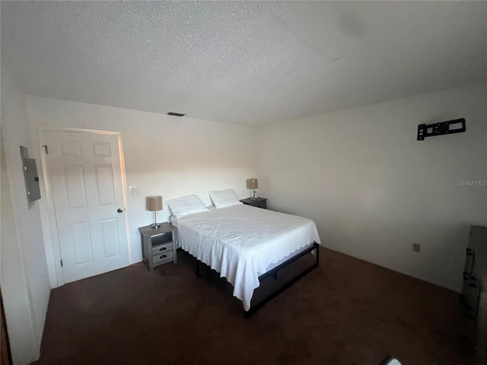 9980 EAGLES POINT CIR #3, #3