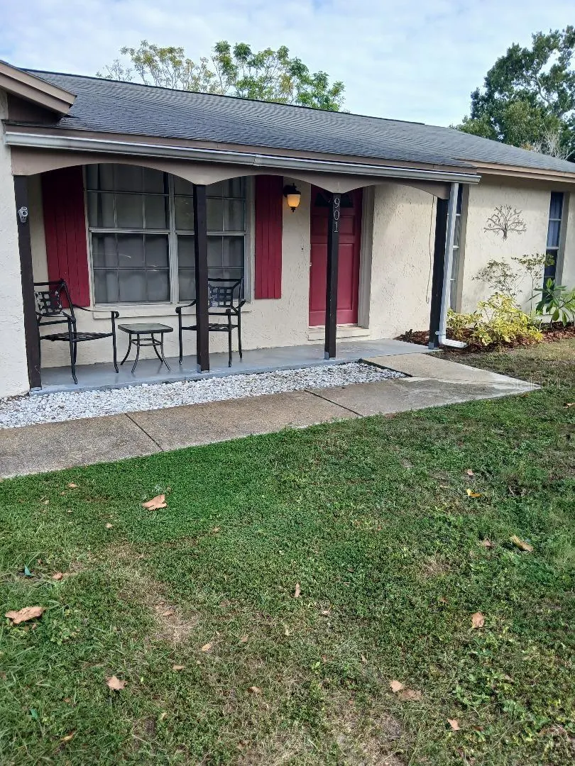 901 PENINSULA RD