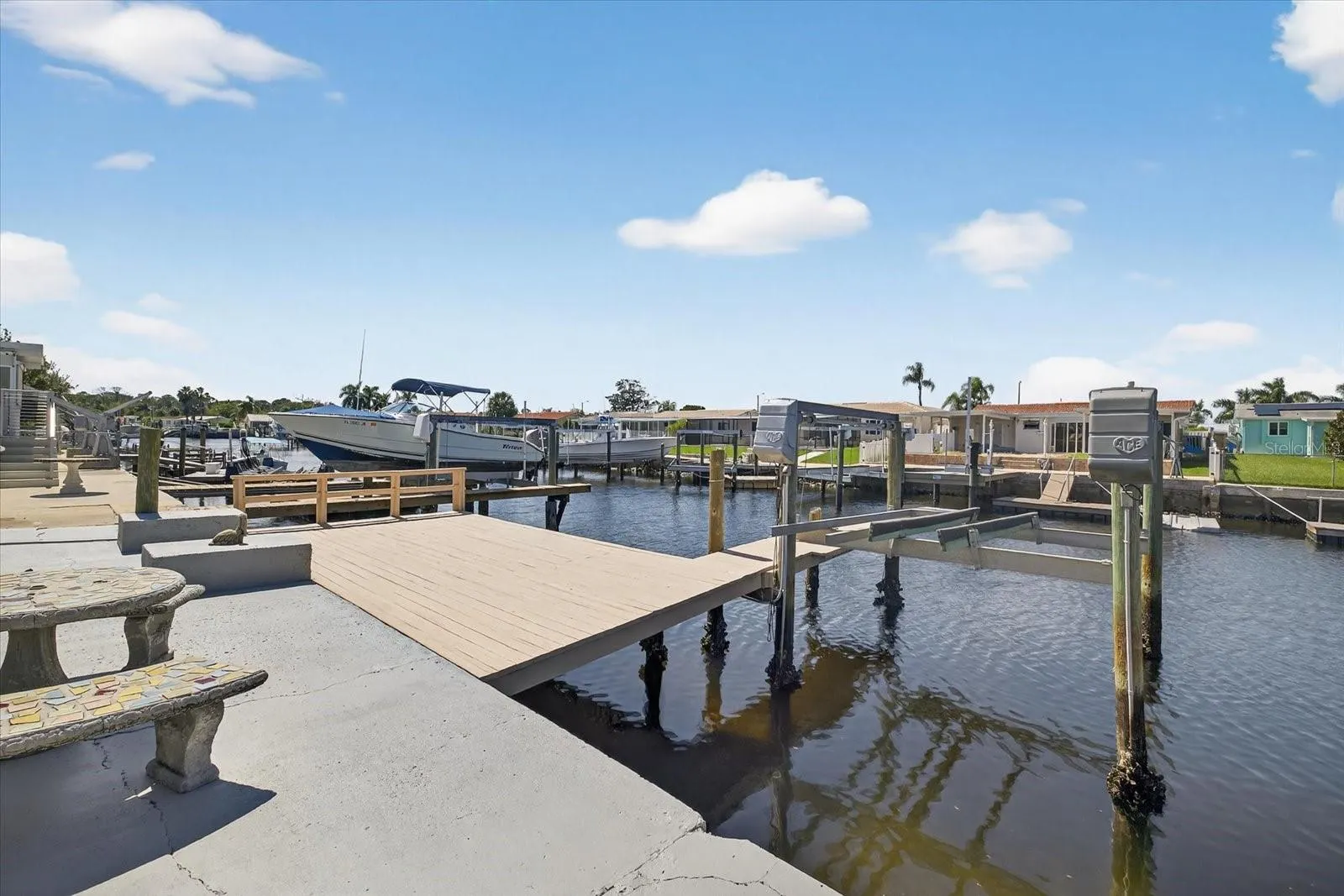 4937 BLUE HERON DR