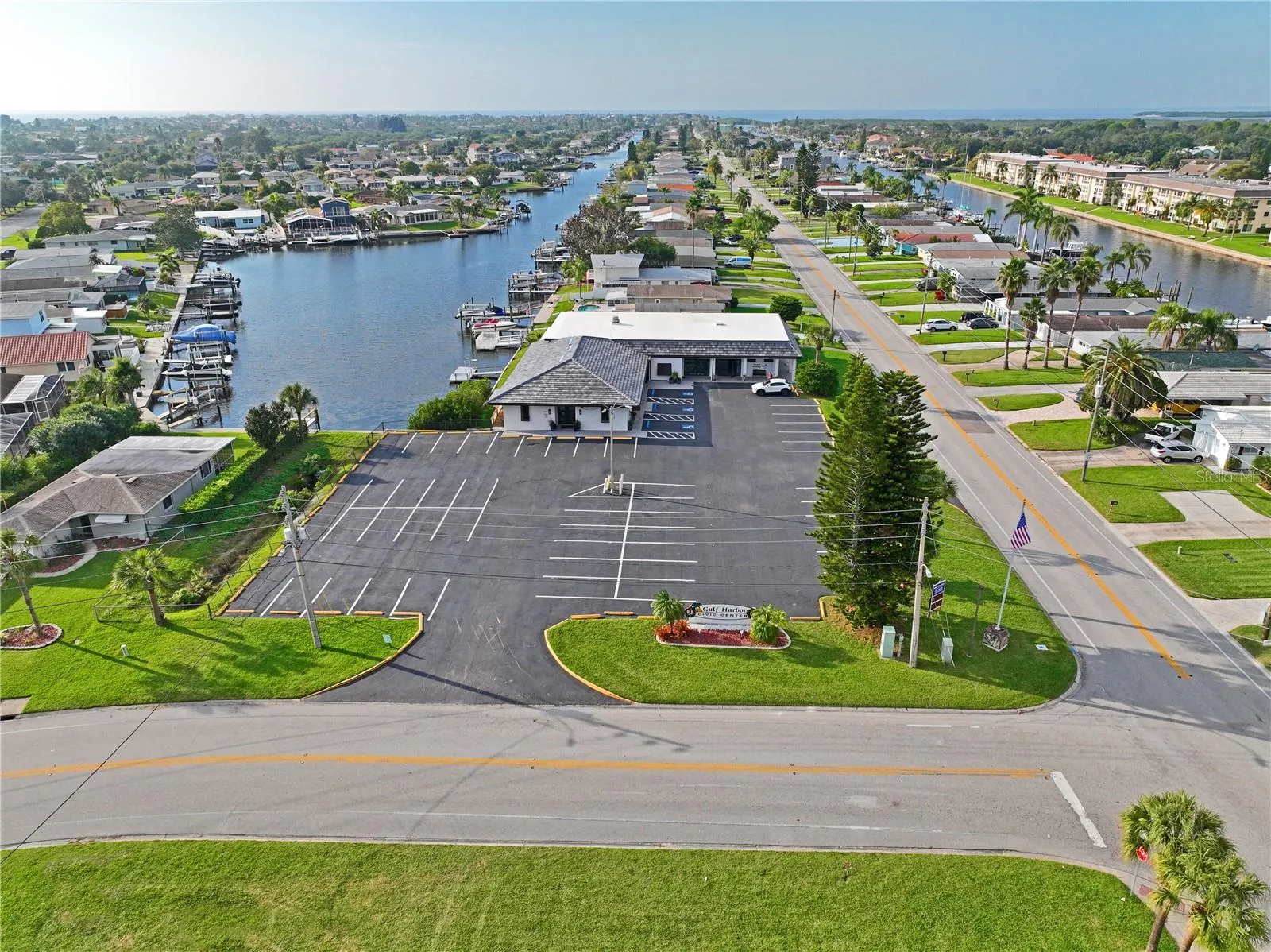 4937 BLUE HERON DR