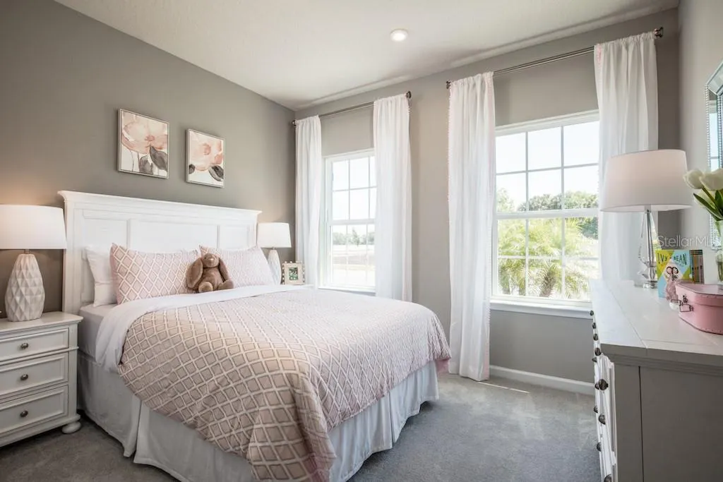 2220 SCENIC PARK LOOP