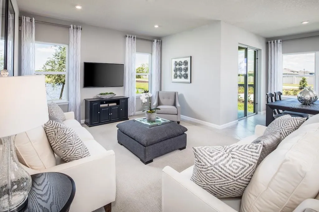 2220 SCENIC PARK LOOP
