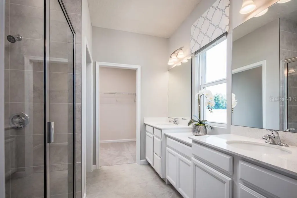 2220 SCENIC PARK LOOP