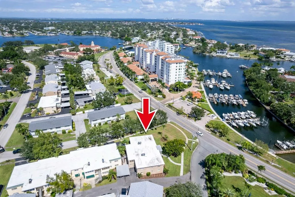 1050 RAFAEL BLVD NE #2, #2