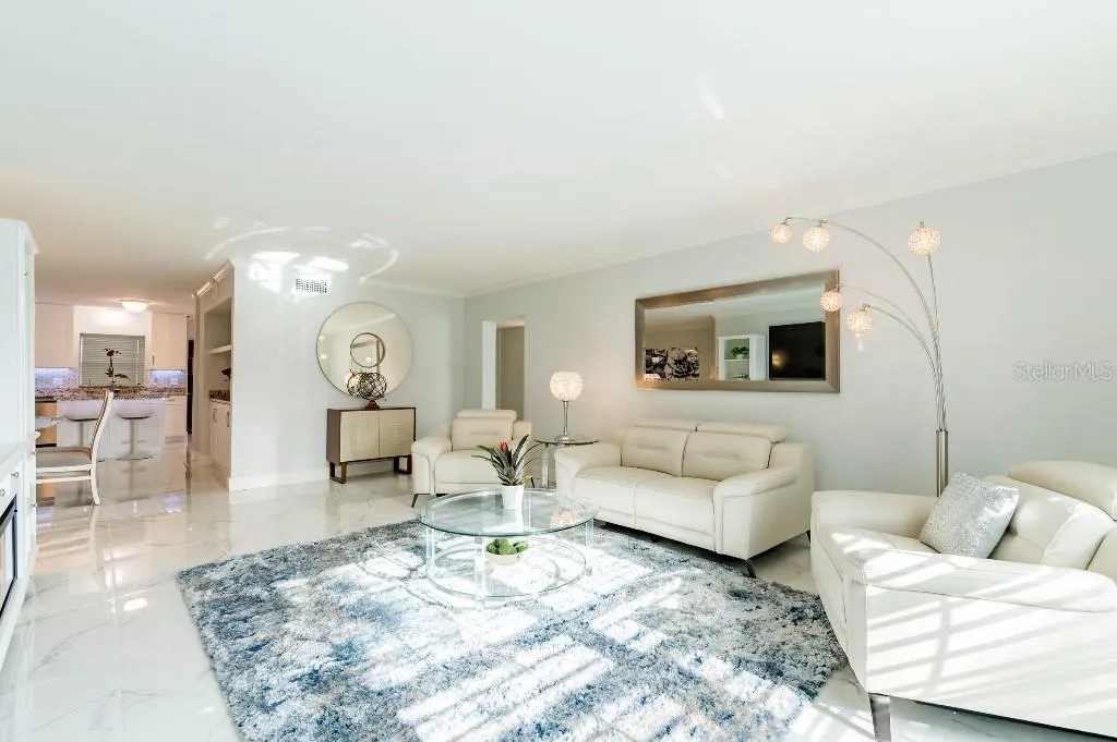 1050 RAFAEL BLVD NE #2, #2