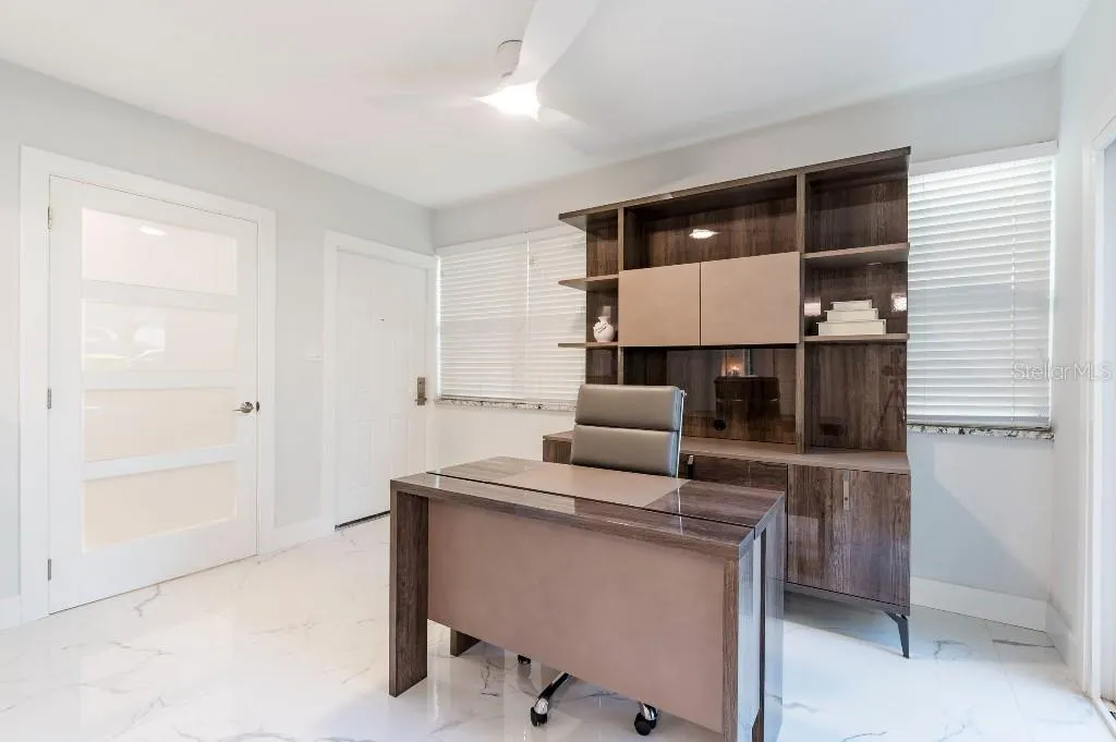 1050 RAFAEL BLVD NE #2, #2