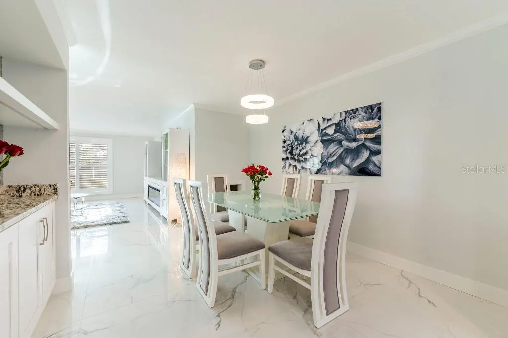 1050 RAFAEL BLVD NE #2, #2