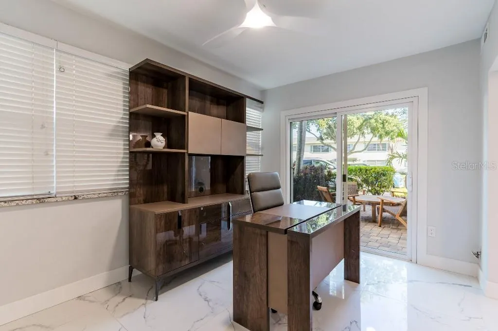 1050 RAFAEL BLVD NE #2, #2