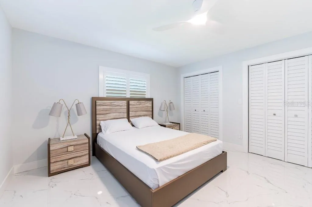 1050 RAFAEL BLVD NE #2, #2