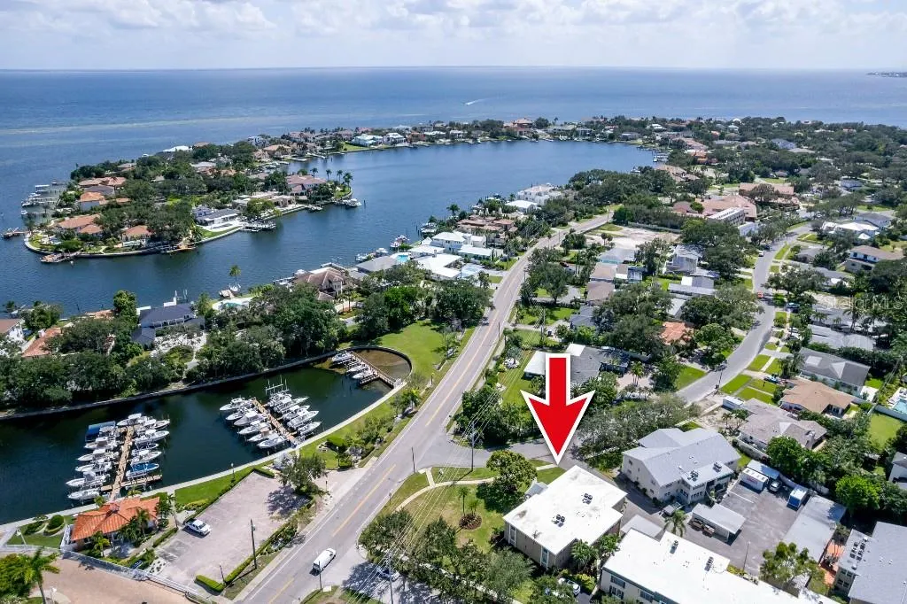 1050 RAFAEL BLVD NE #2, #2