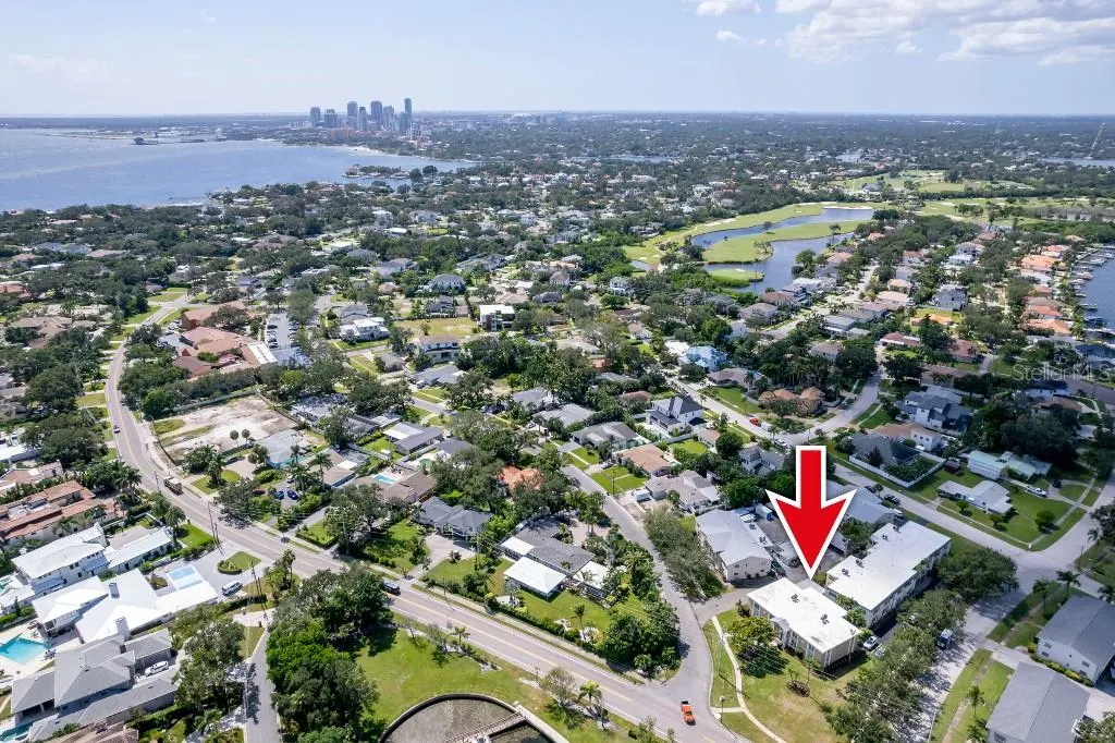 1050 RAFAEL BLVD NE #2, #2