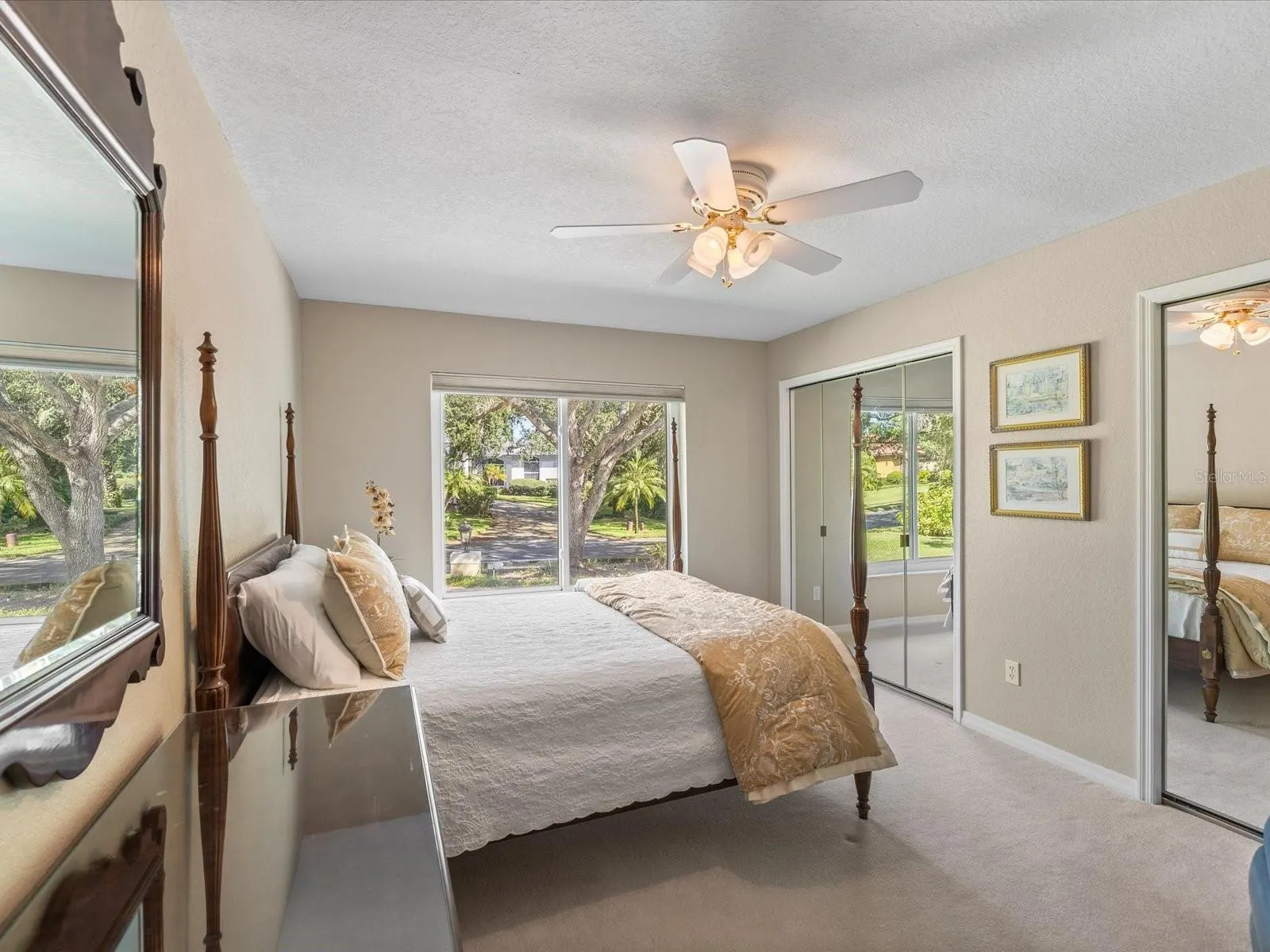 1566 MARY LN