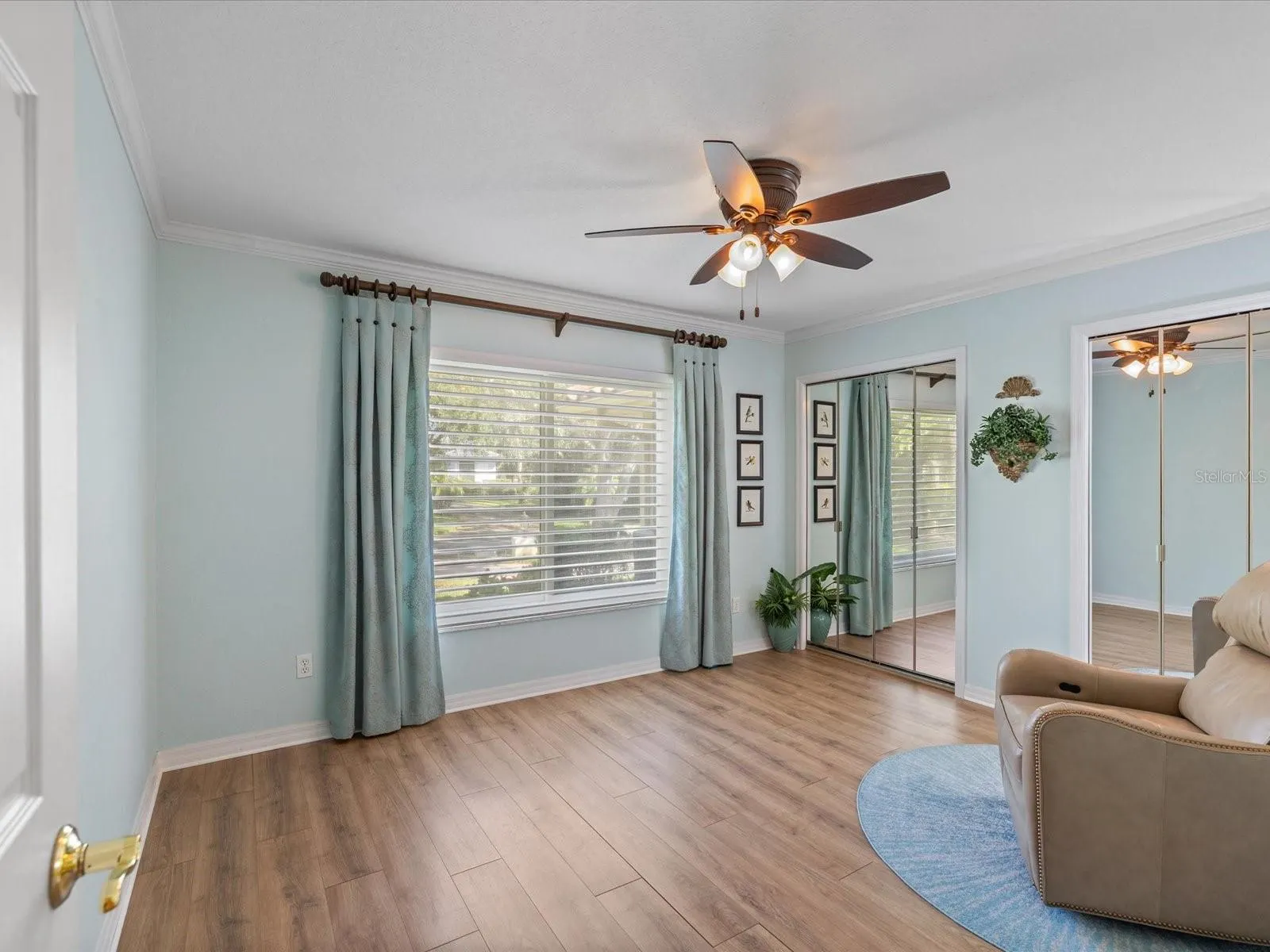 1566 MARY LN