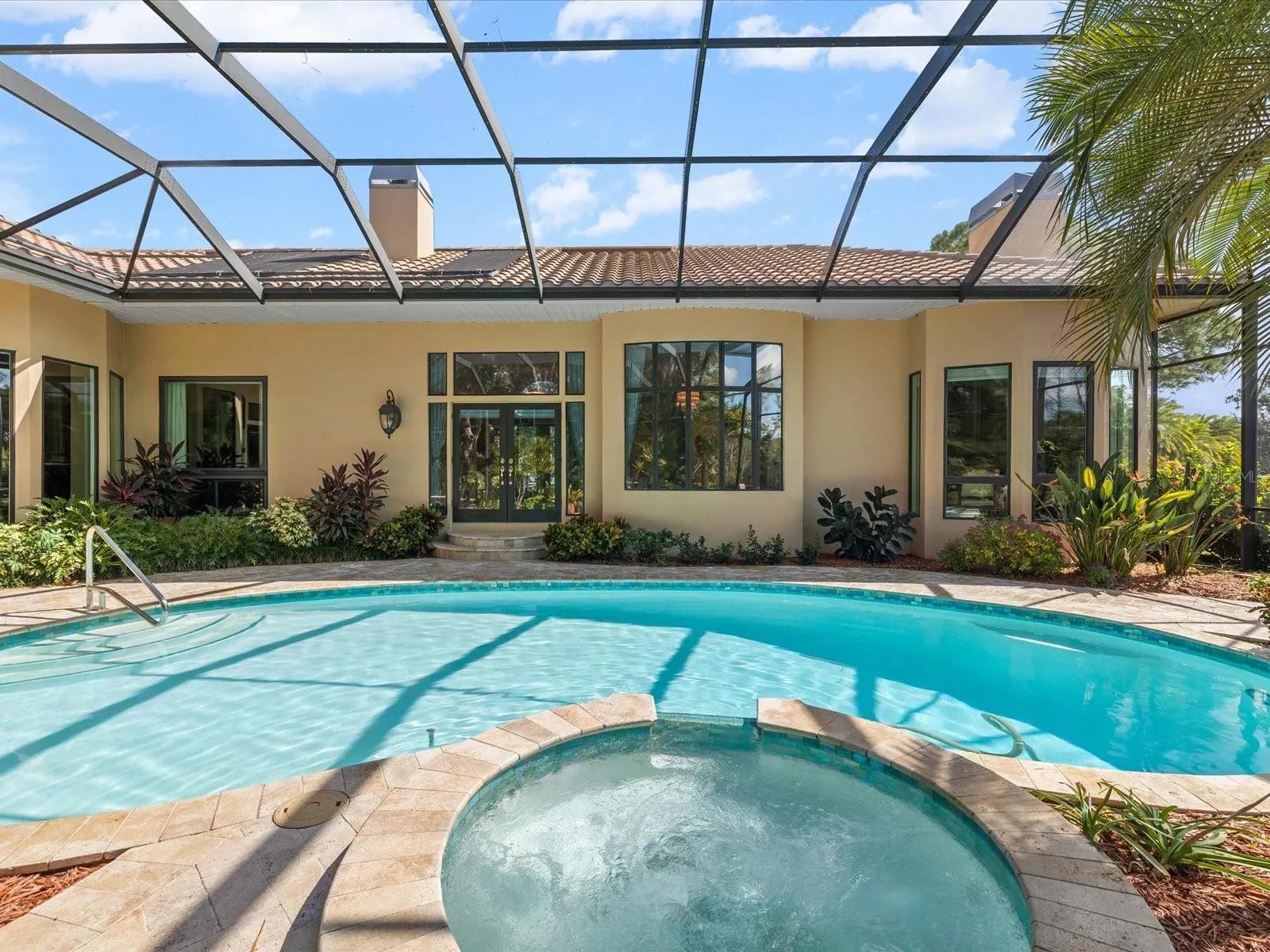 1566 MARY LN