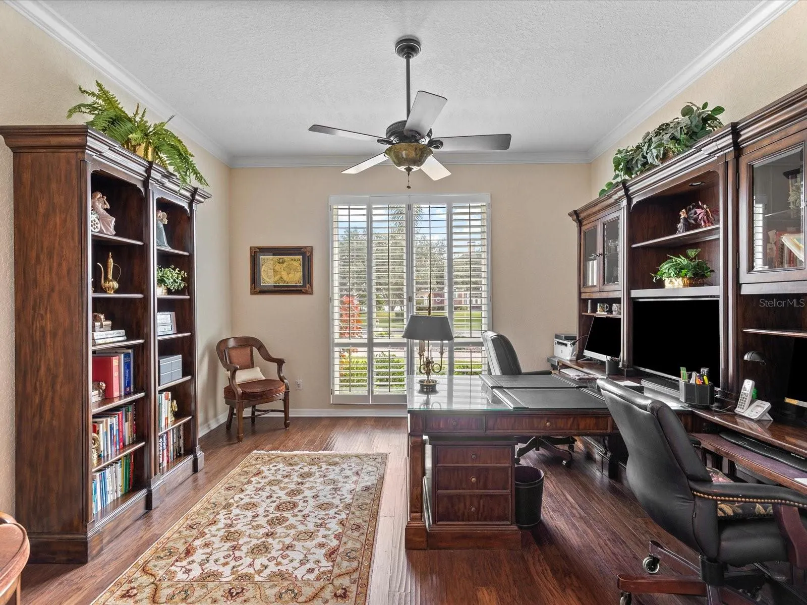 1566 MARY LN