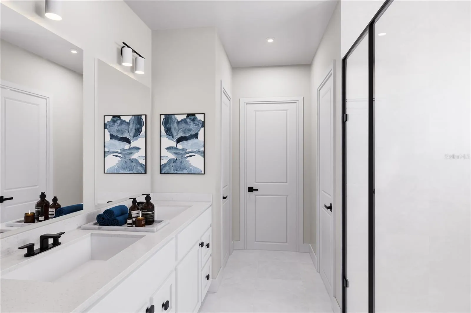 2281 BLUE HERON CIR