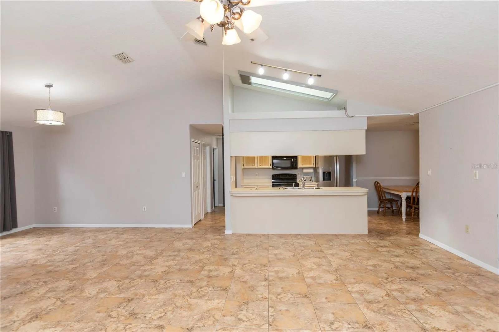 5701 MOSSBERG DR