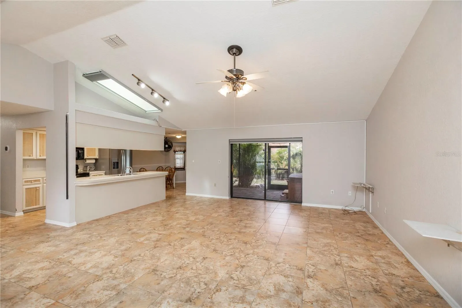 5701 MOSSBERG DR