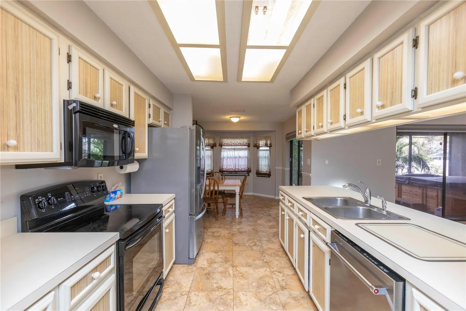 5701 MOSSBERG DR