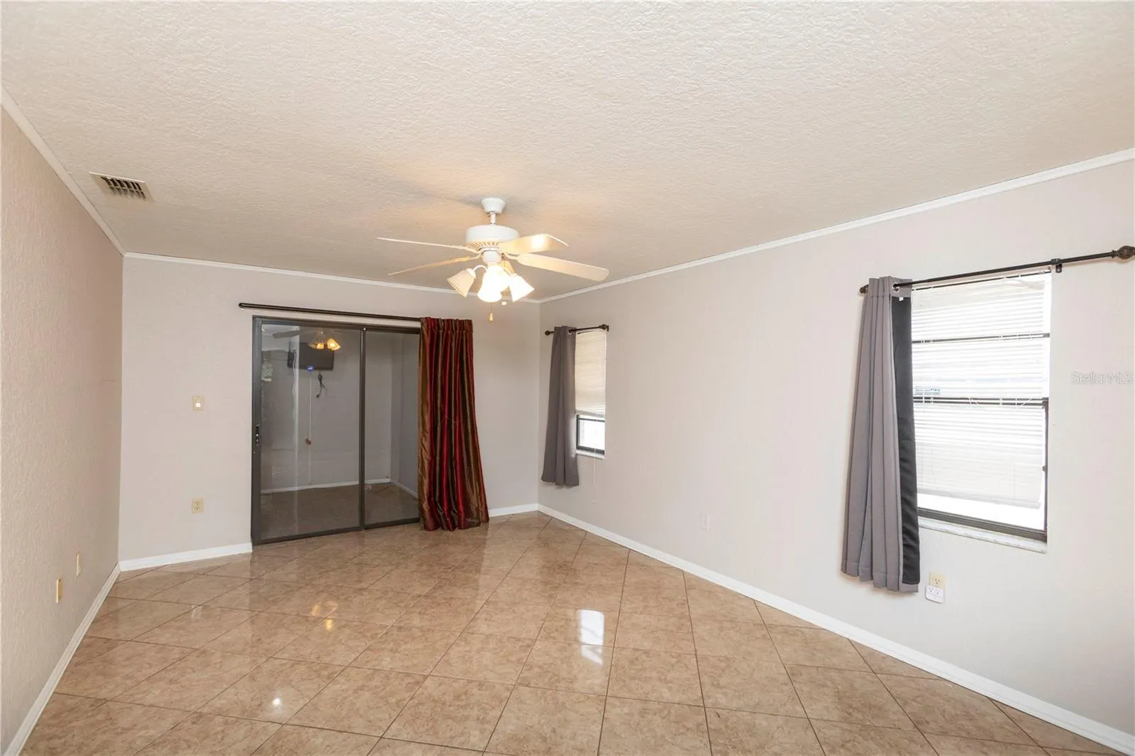 5701 MOSSBERG DR