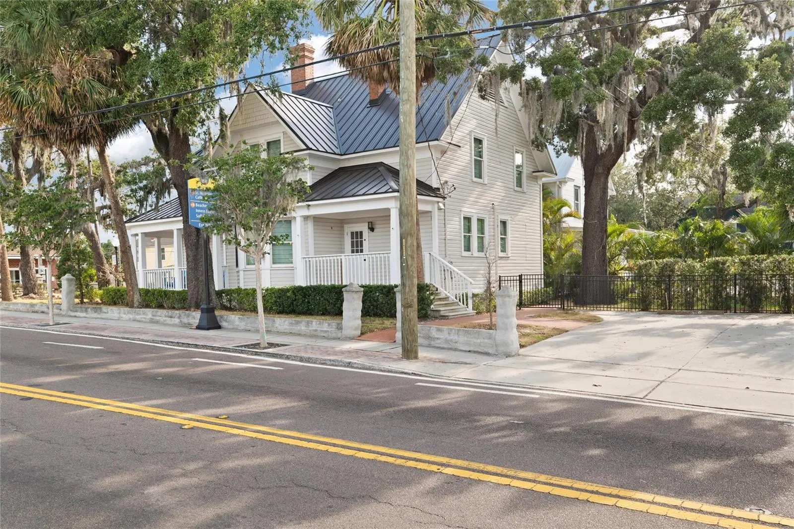 4 W ORANGE ST