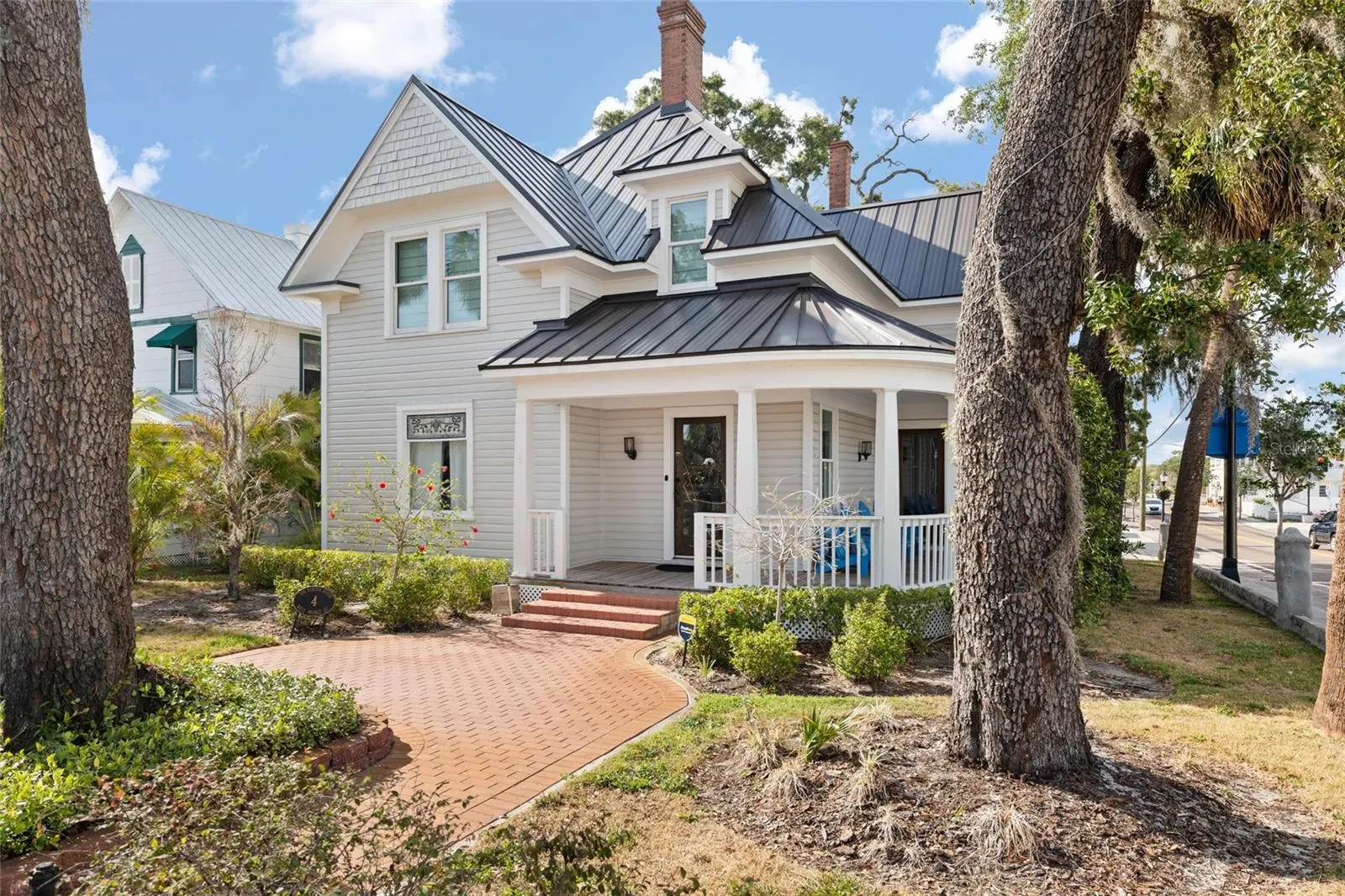 4 W ORANGE ST