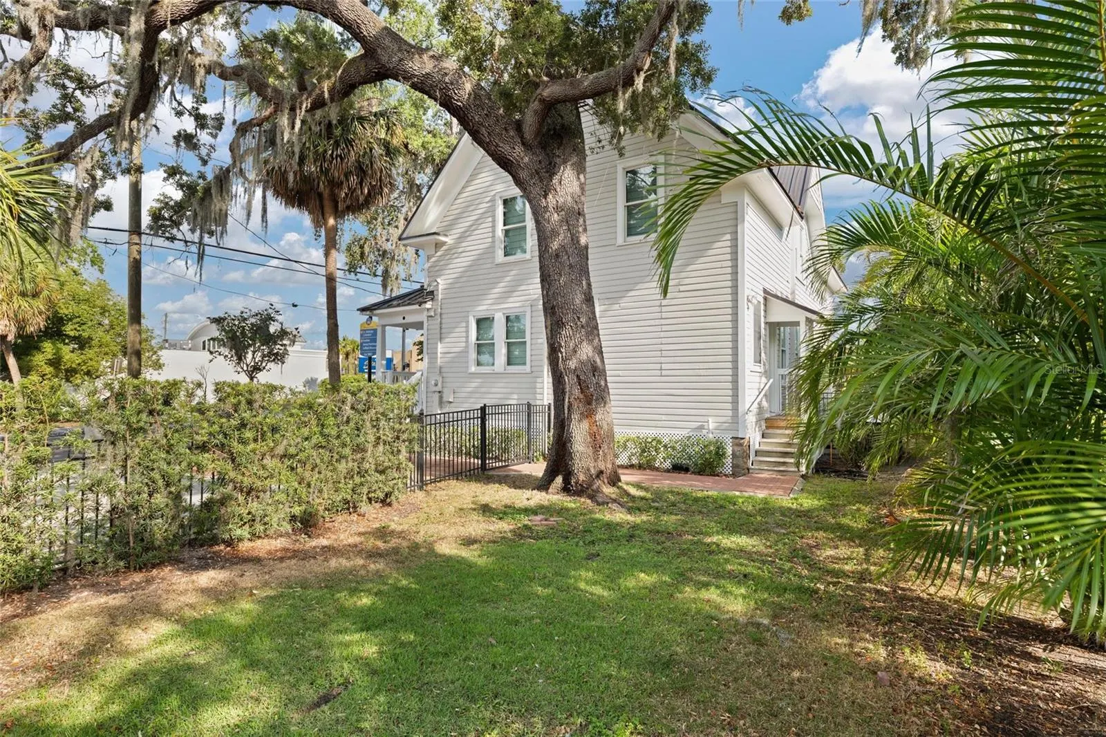 4 W ORANGE ST