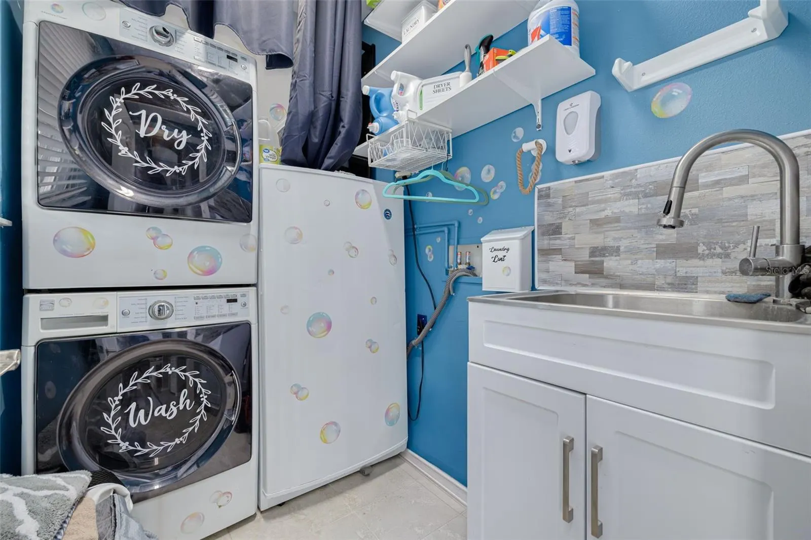 2111 COLVILLE CHASE DR