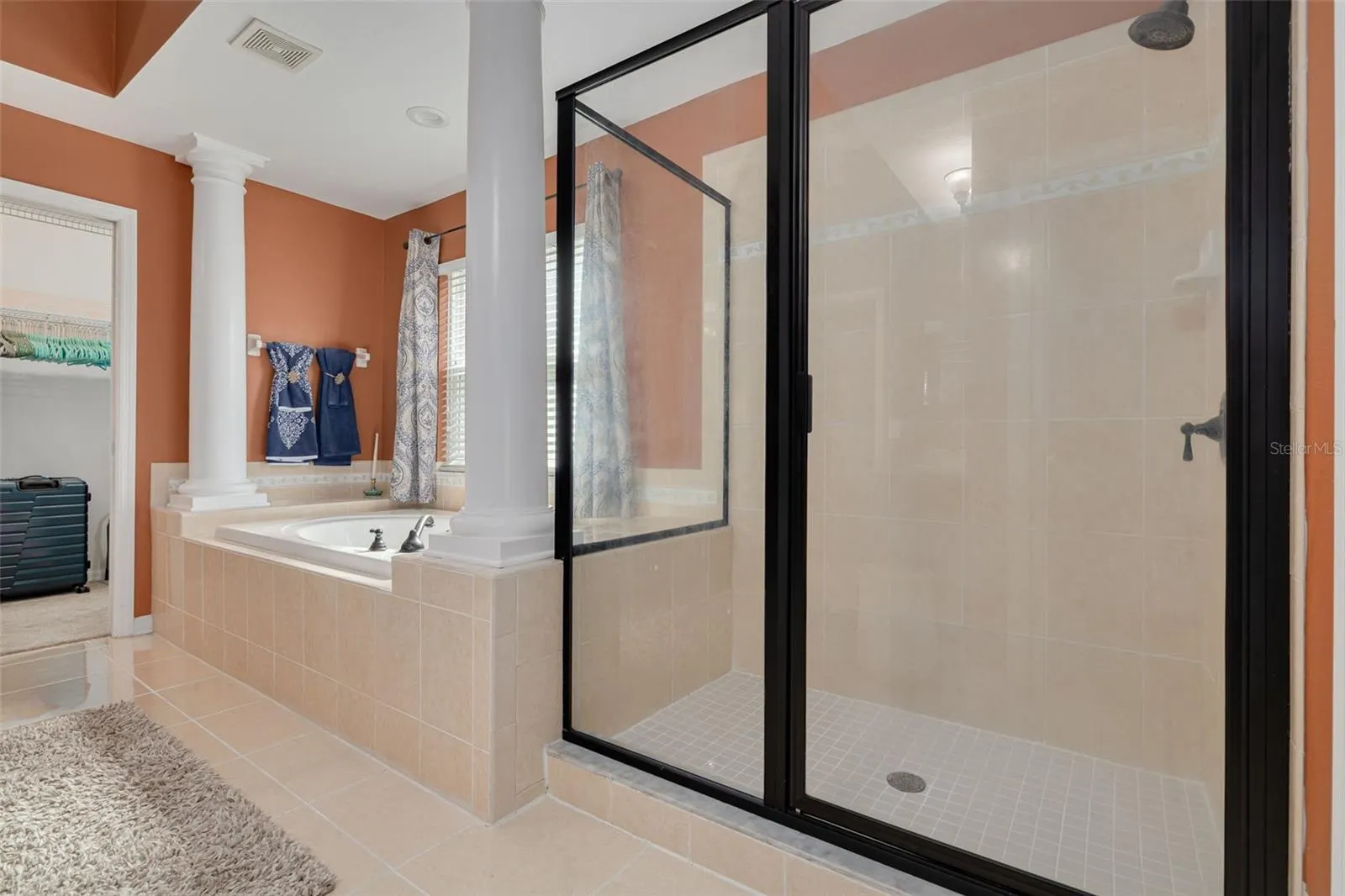 2111 COLVILLE CHASE DR