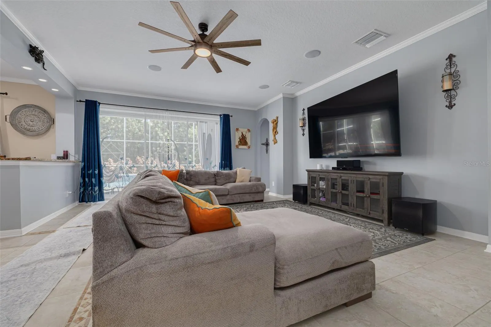 2111 COLVILLE CHASE DR