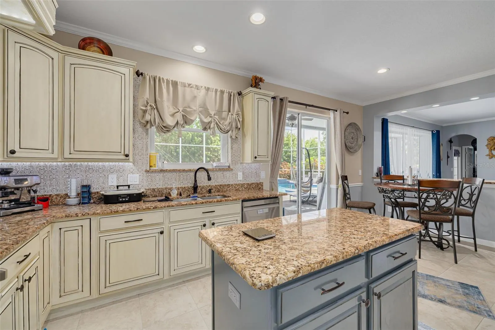 2111 COLVILLE CHASE DR