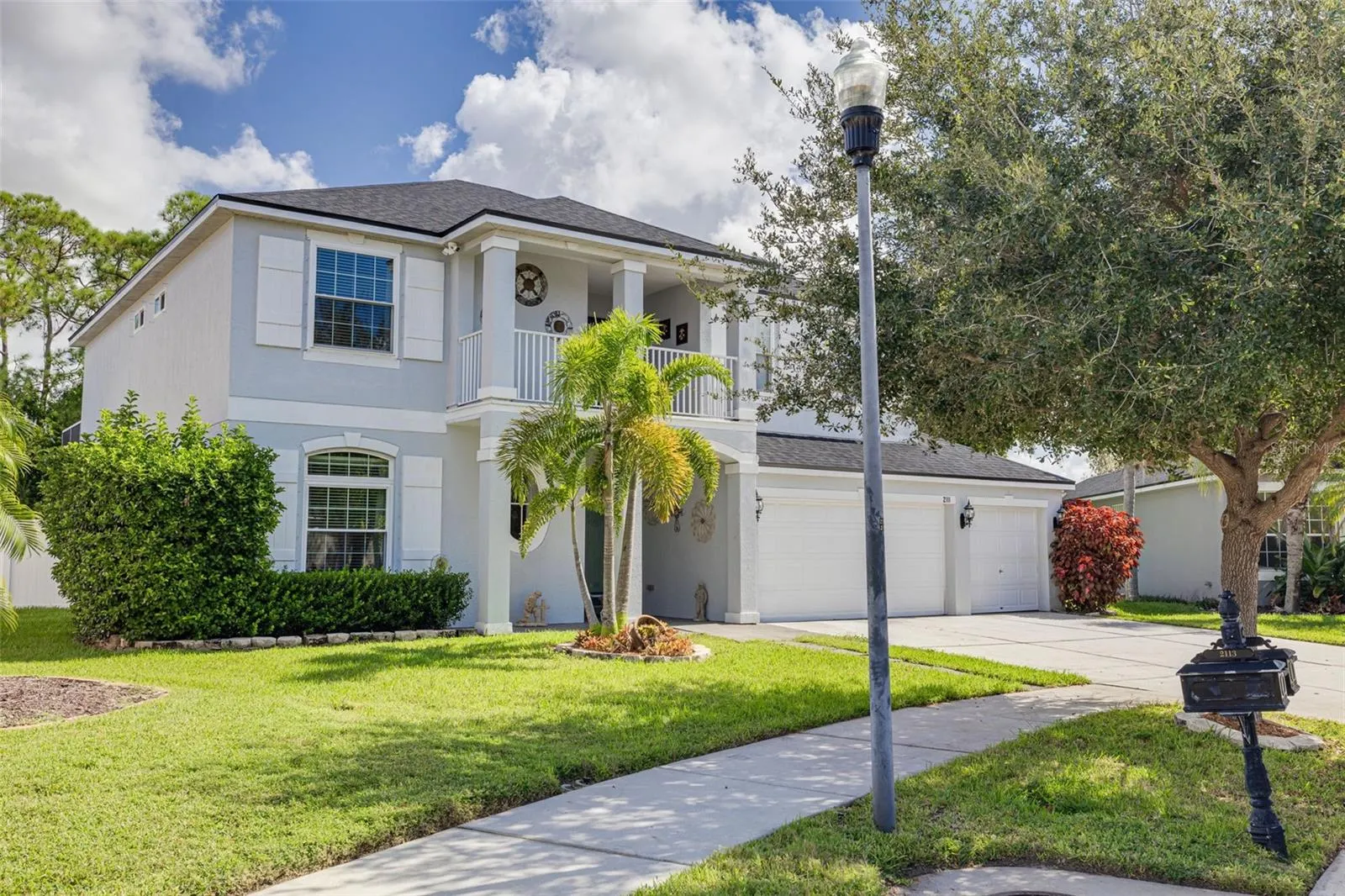 2111 COLVILLE CHASE DR