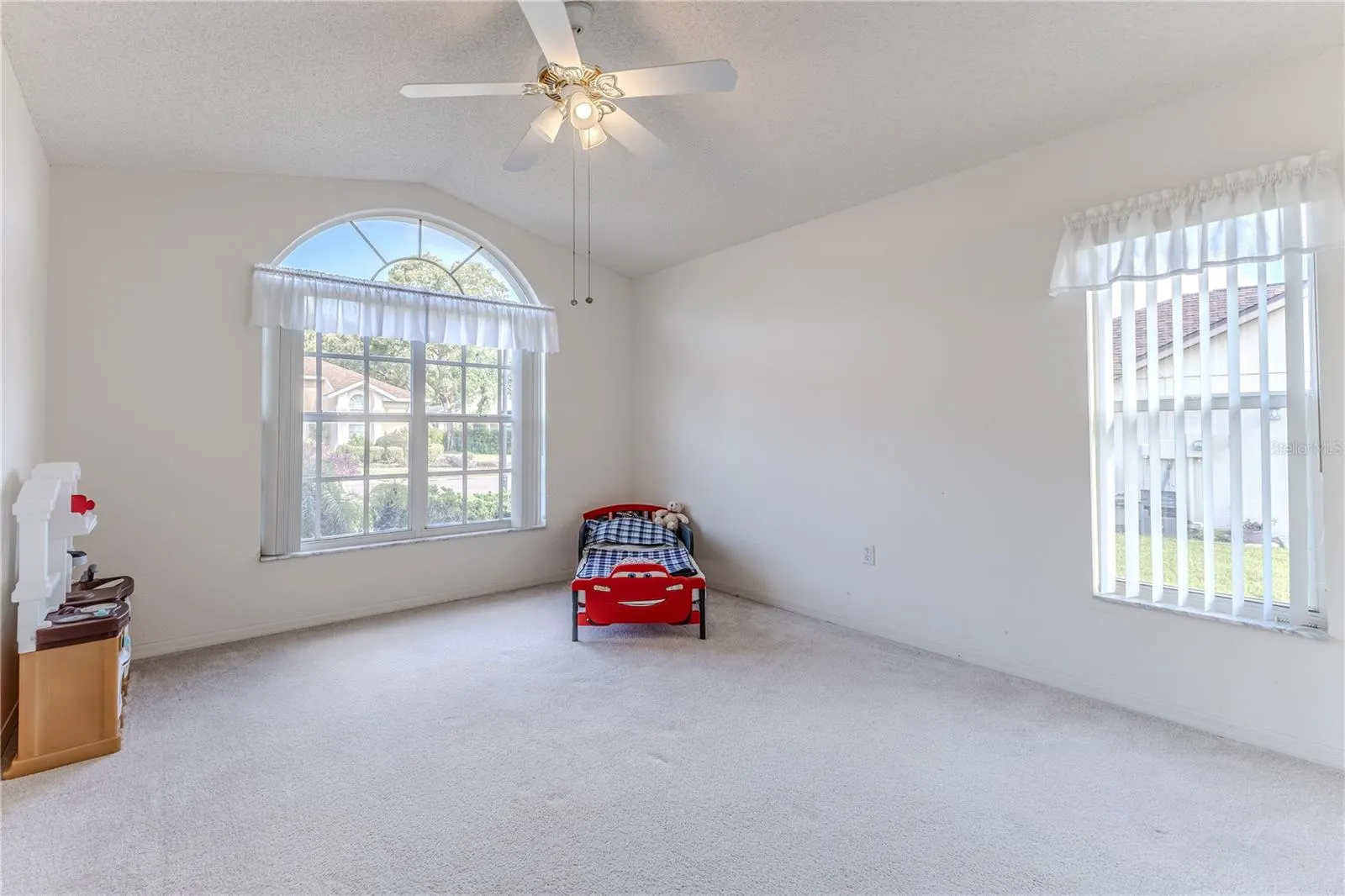 432 MISTWOOD CT