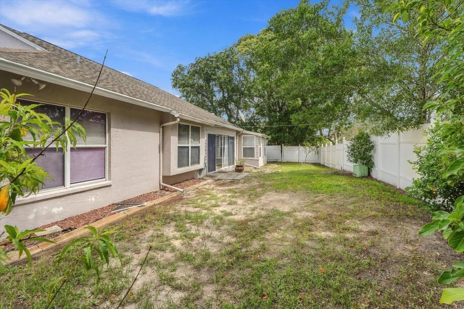 8088 SPANISH OAK DR