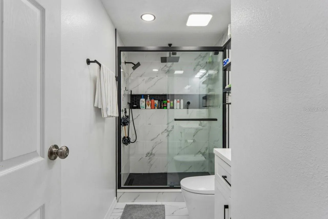 583 LONGWOOD CT