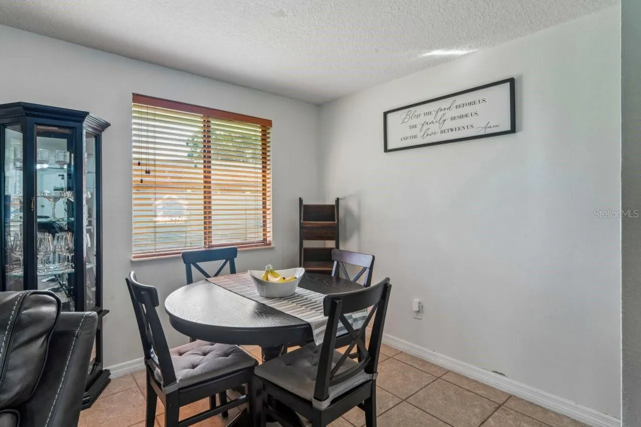 583 LONGWOOD CT
