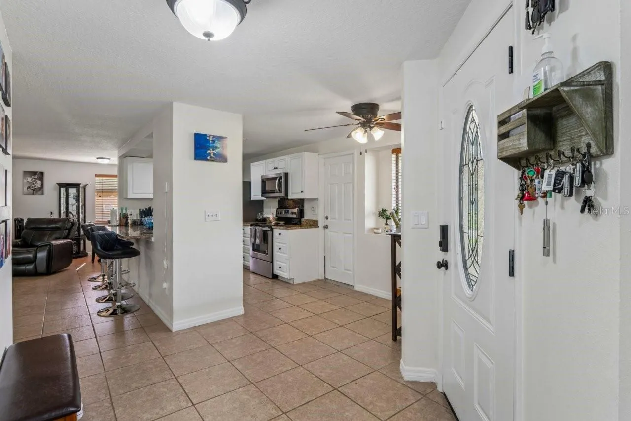 583 LONGWOOD CT