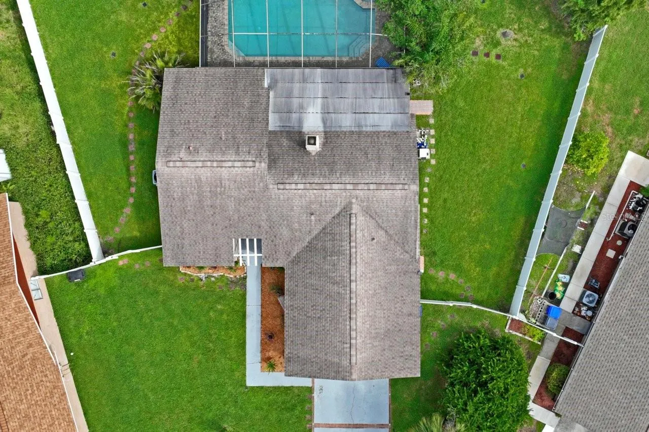 583 LONGWOOD CT