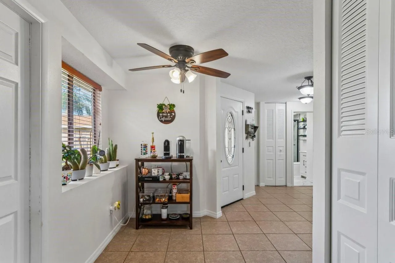 583 LONGWOOD CT